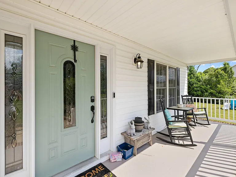 48 Boyington Blvd — Photo 4
