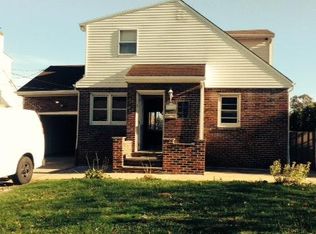 9621 Dungan Rd, Philadelphia, PA 19115