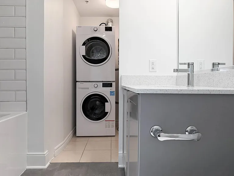 150 Keith Rd E #1102 — Photo 9