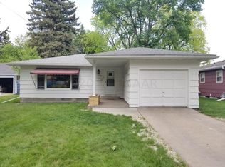 1502 3rd St S, Moorhead, MN 56560