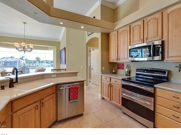 4th image of 2816 SW 45th St
