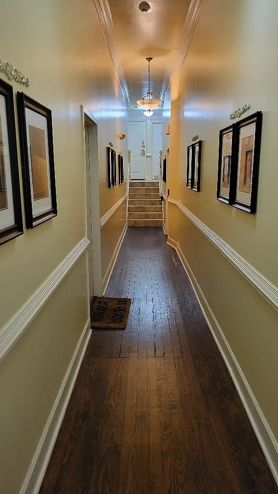 Building Photo - 350 King St #204