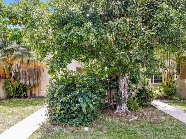 14277 Kendale Lakes Cir, Miami, FL 33183