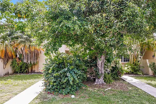 14277 Kendale Lakes Cir Photo 1
