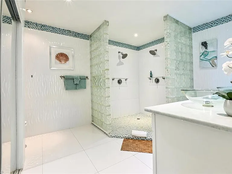 5940 English Oaks Ln — Photo 34