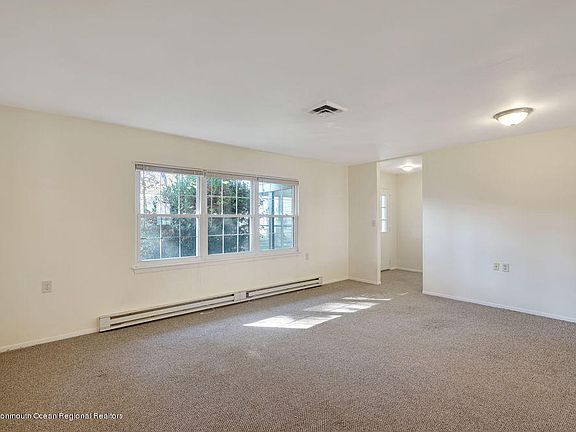 2nd image of 1253B Hamilton Ct #1002