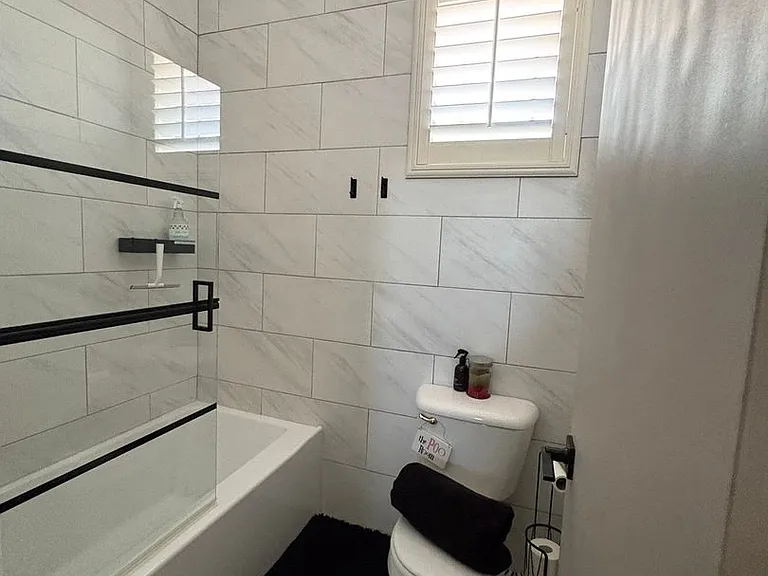 1225 N 36th St #2071 — Photo 12