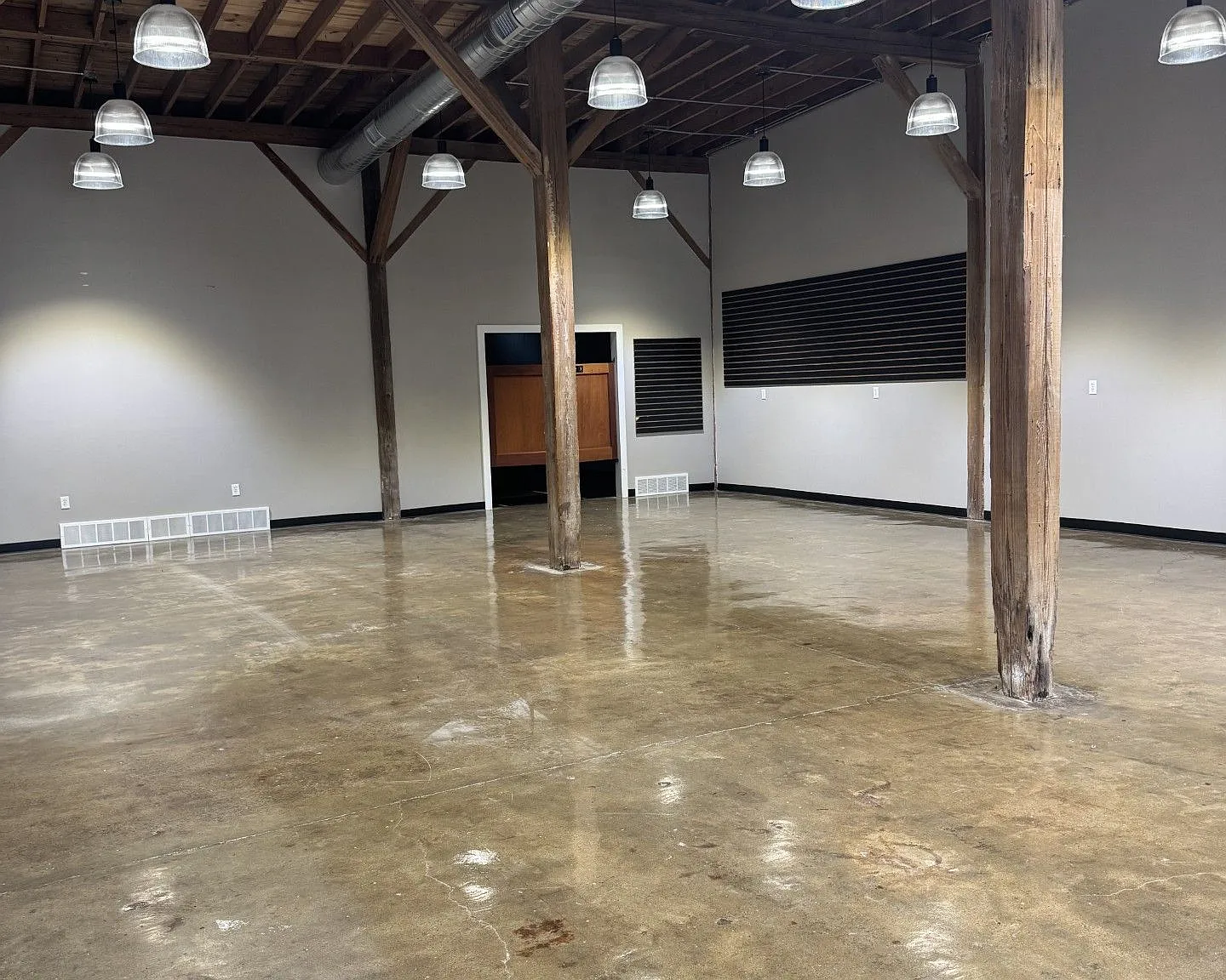 Studio, 1.0 bath, 2220 sqft, $2,350 — Photo 4
