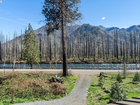 3rd image of 52633 McKenzie Hwy