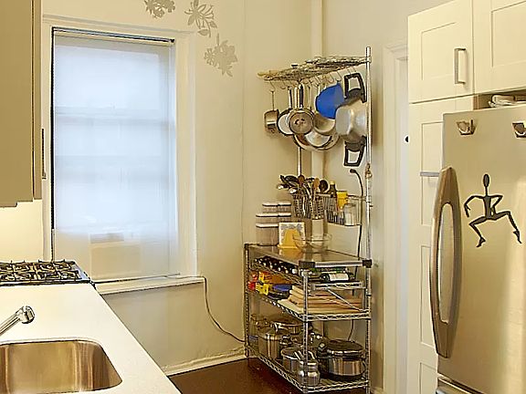 3rd image of 450 W 147th St APT 52