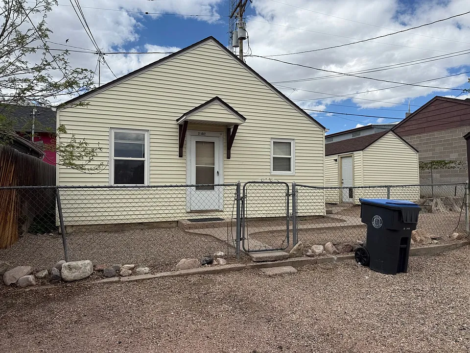2104 E 13th St #&-2102