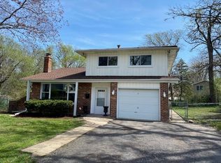7 Treebark Ct, Schaumburg, IL 60193
