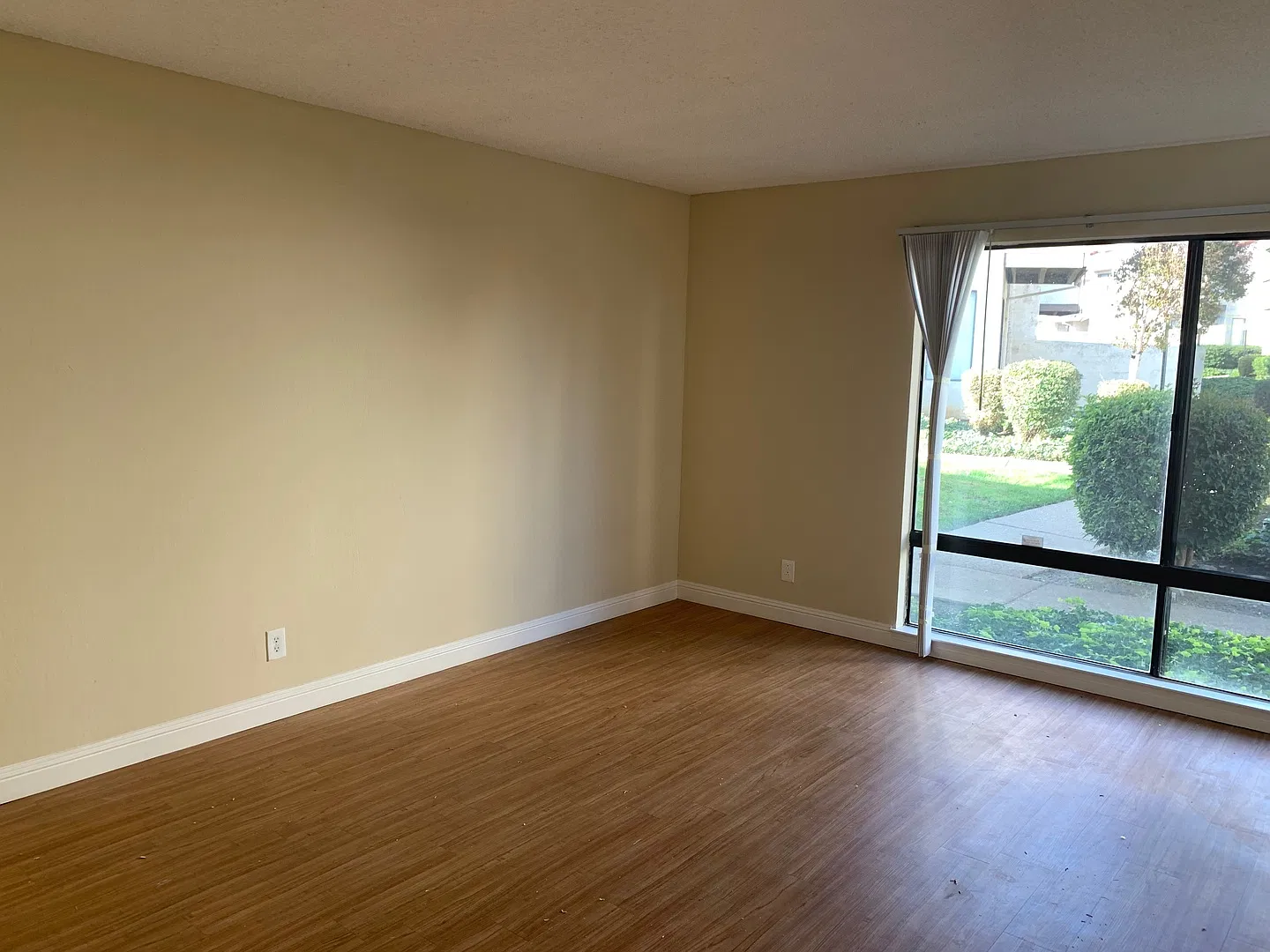 Beautiful Antioch Condo! Move in ready! — Photo 4