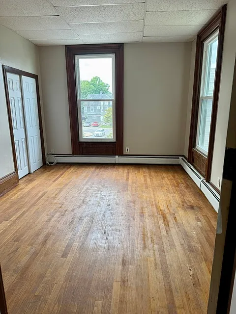 240 Highland Ave — Photo 2