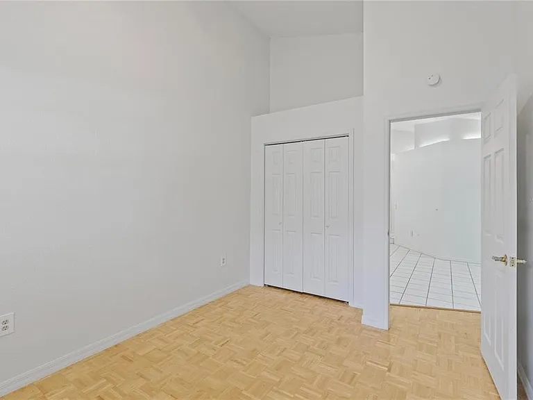 5116 Plantation Dr — Photo 13
