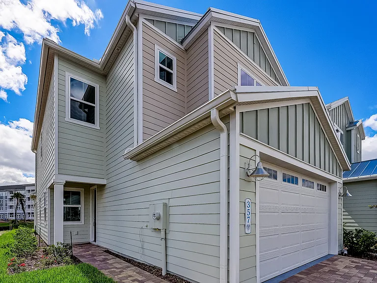 357 Rum Runner Way — Photo 3