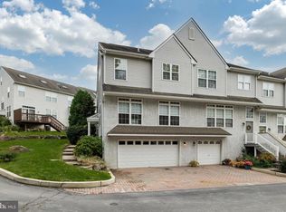 212 Debaptiste Ln, West Chester, PA 19382