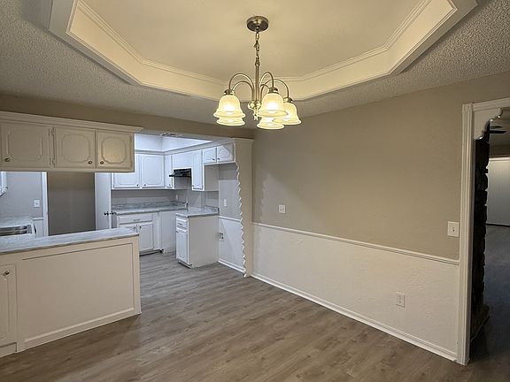 3rd image of 1712 Haven Dr