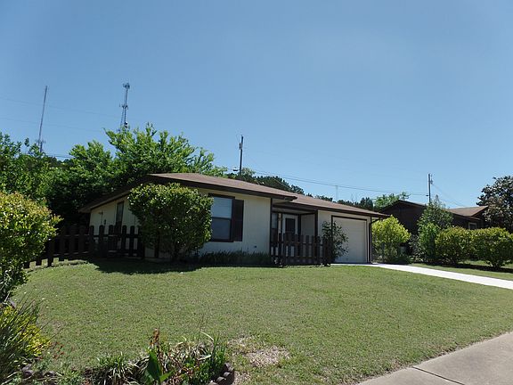 4th image of 802 N 19th St