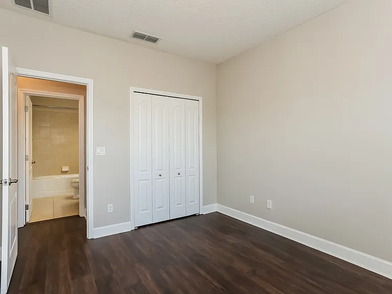 4475 Ellipse Dr — Photo 16