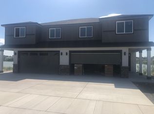 1417 W Lakeside Dr, Moses Lake, WA 98837