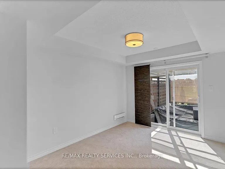 84 Bannister Cres — Photo 10