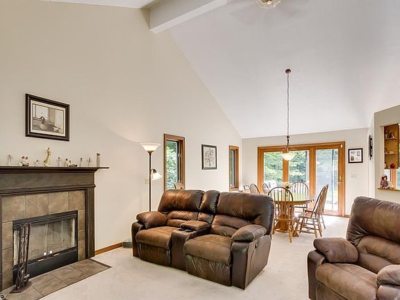 5th image of 10399 Sawmill Dr