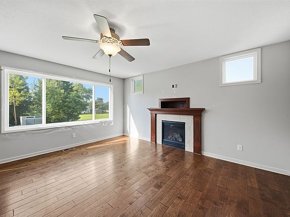 5th image of 307 SW 50th St