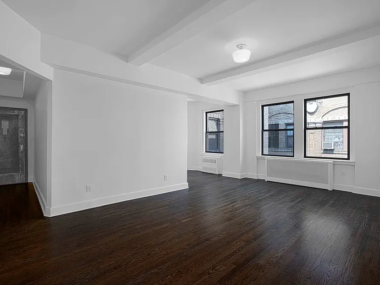 12 E 86th St #1601 — Photo 1