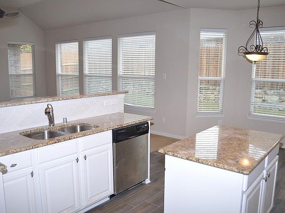 5th image of 16429 Dry Creek Blvd