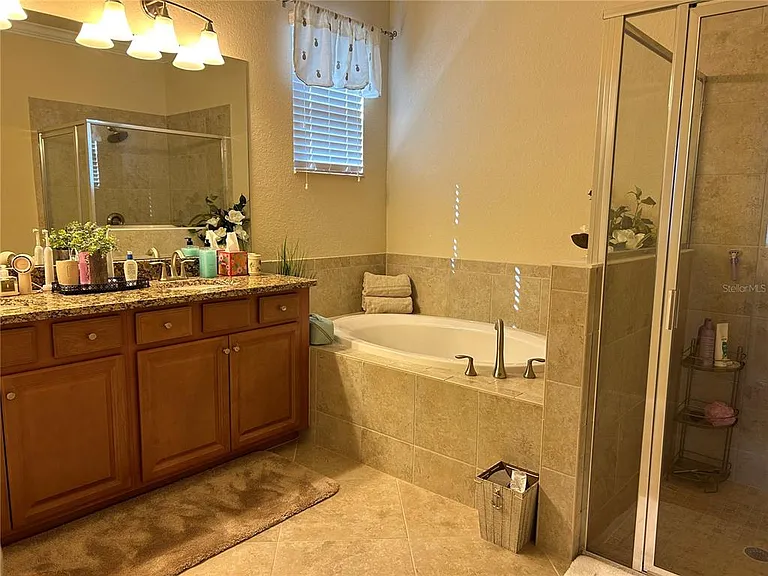 6808 Wild Lake Ter — Photo 32