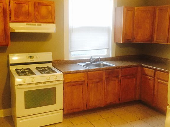 4th image of 7818 S East End Ave #2