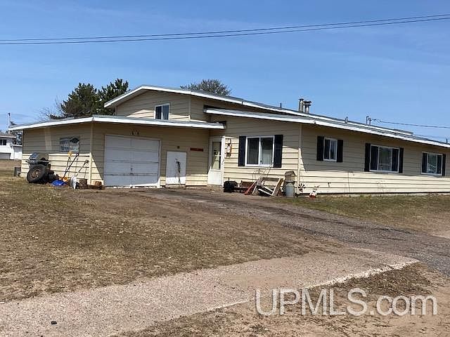 1st image of 105-107 Crusader Ave