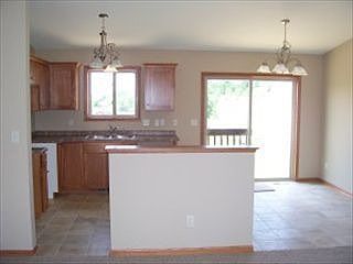 3rd image of 519 Christina Ct