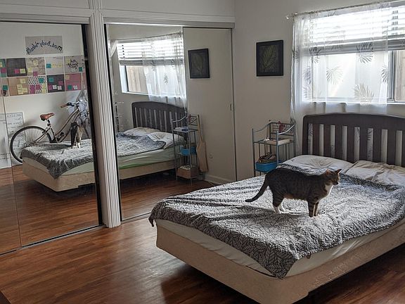 3rd image of 4670 34th St APT 4