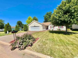 6421 Wilkes Ave, Davenport, IA 52806