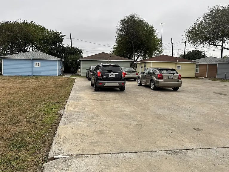1603 Caldwell St — Photo 23