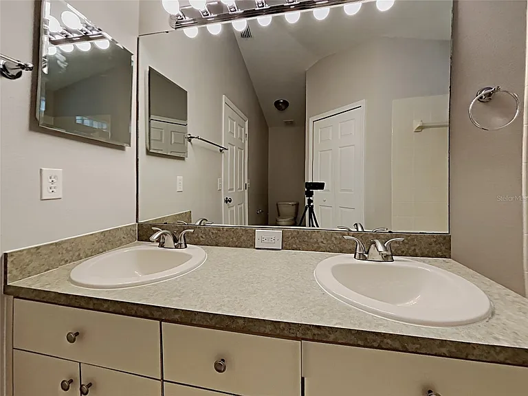 3110 Summer Cruise Dr — Photo 24
