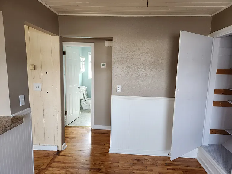 1806 Alderson Ave — Photo 19
