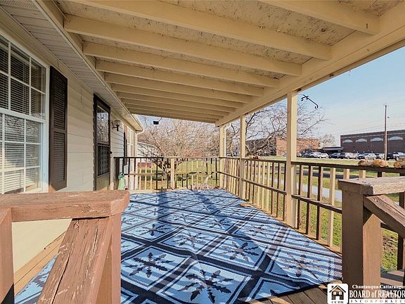 3rd image of 5 Juniper Dr