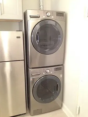 Rented by Mdays Realty | media 2