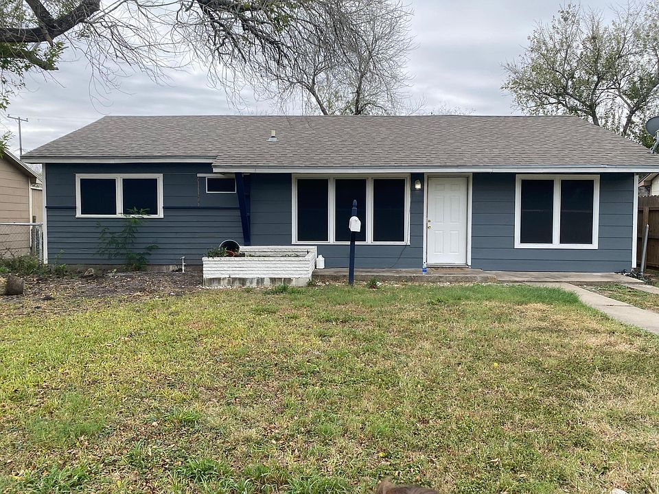1st image of 1305 E Huisache Ave