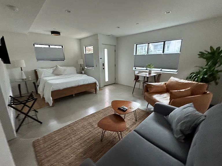 3505 W Alameda Ave #101 — Photo 2