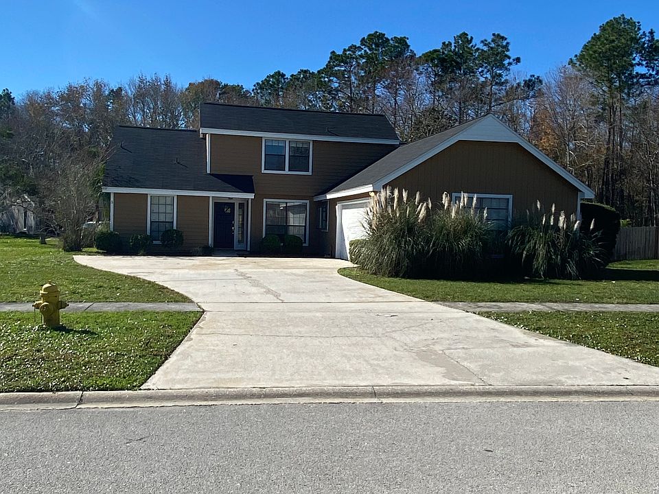 2056 Deer Run Trail 