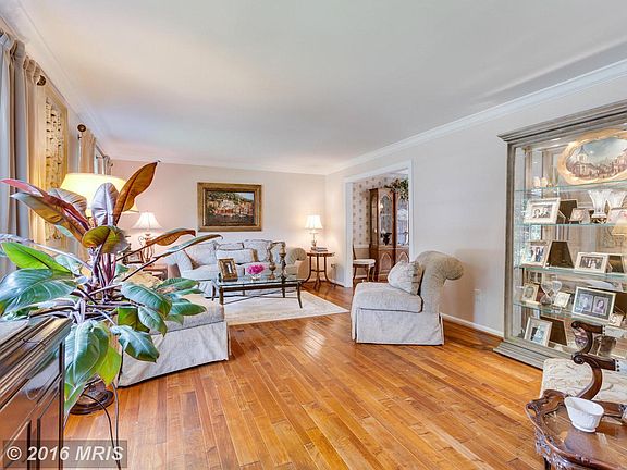 4th image of 10807 Stanhope Pl