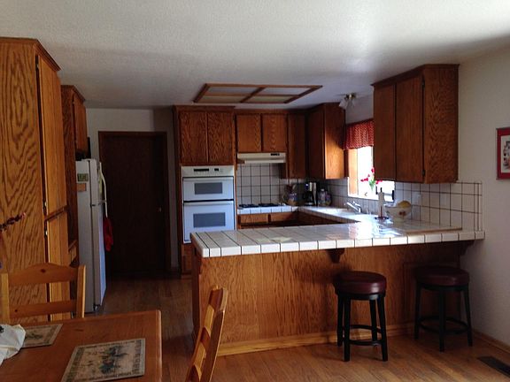 3rd image of 765 Lanini Dr