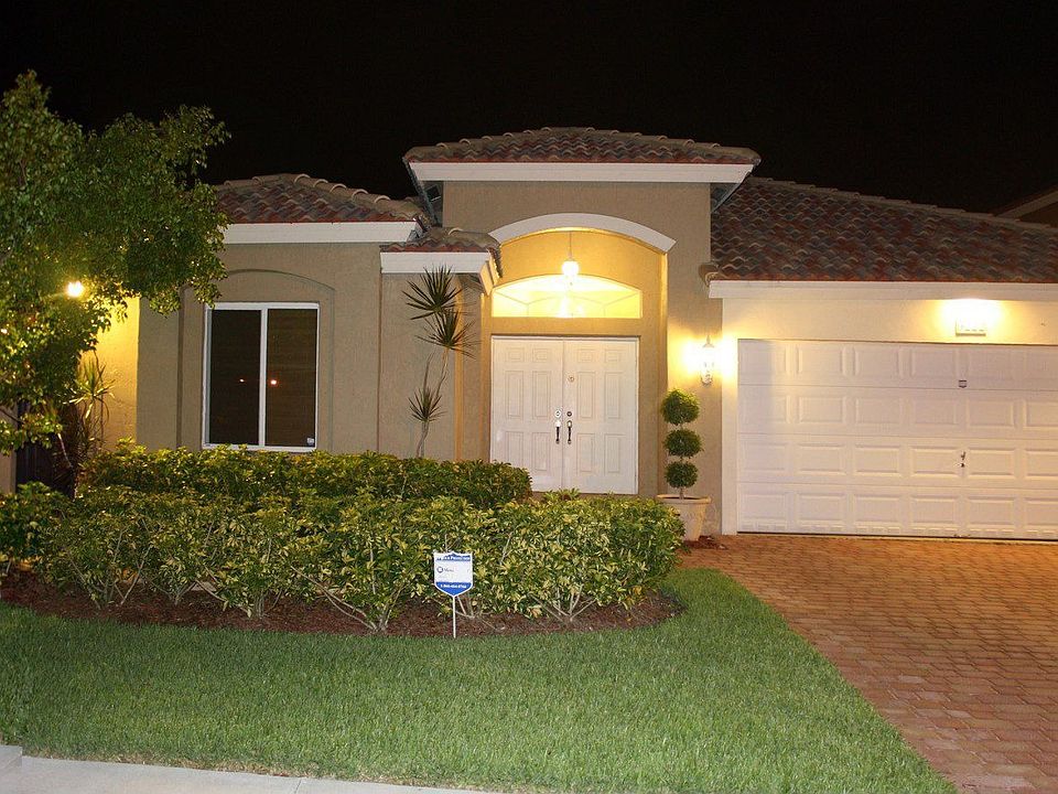 Custom Outdoor lighting