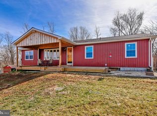 12184 Fenton Fields Ln, Lovettsville, VA 20180