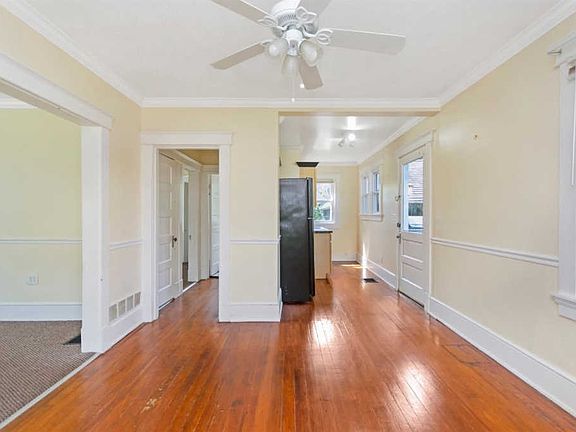 5th image of 6447 Sherman Ave