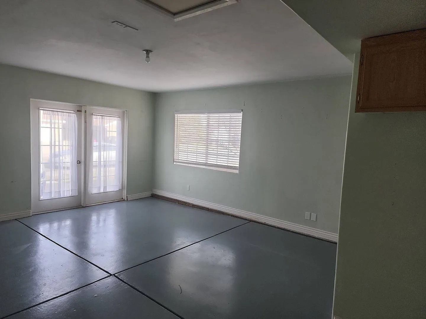 4 bed Single Family Home Close to Iron Springs Elem. — Photo 4